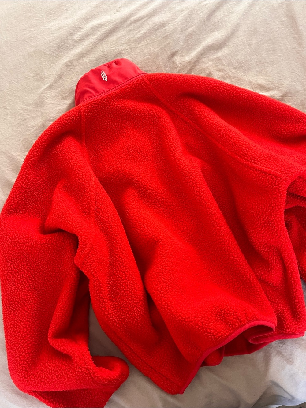 Red hit the slopes jacket free people movement - Picture 3 of 5